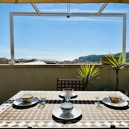 Llevant Costabravasi Apartment *