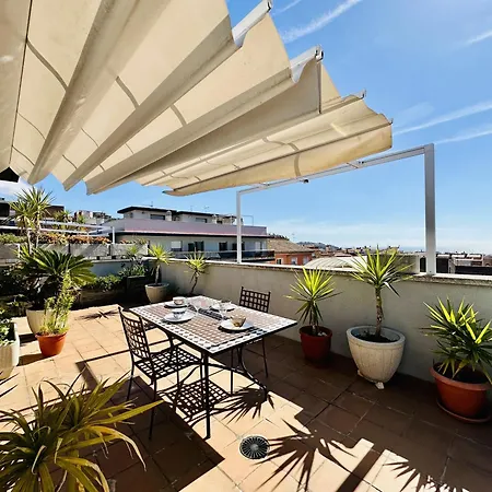 Llevant Costabravasi Apartment *