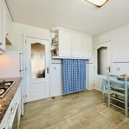 Llevant Costabravasi Apartment