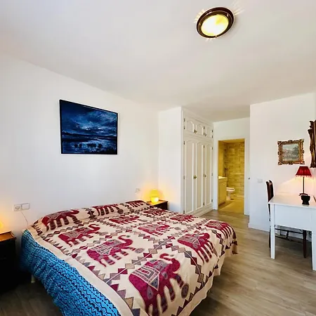 Llevant Costabravasi Apartment *